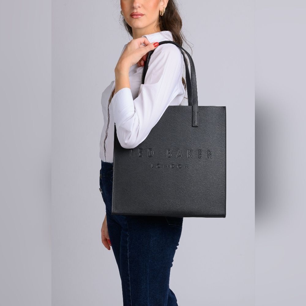 Ted Baker - Picture 5 of 12